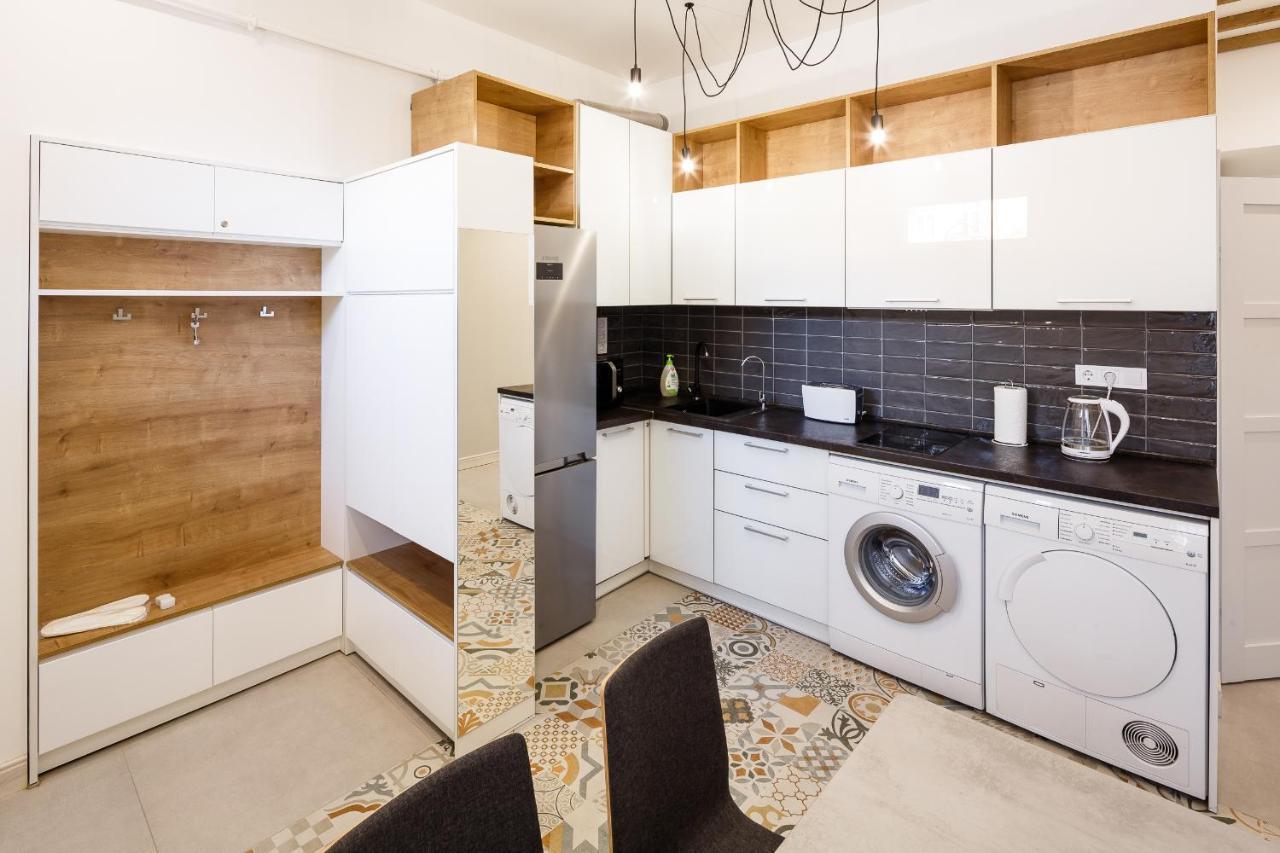 Palace View Apartments - 24 Kopernyka Str. Lviv Eksteriør bilde