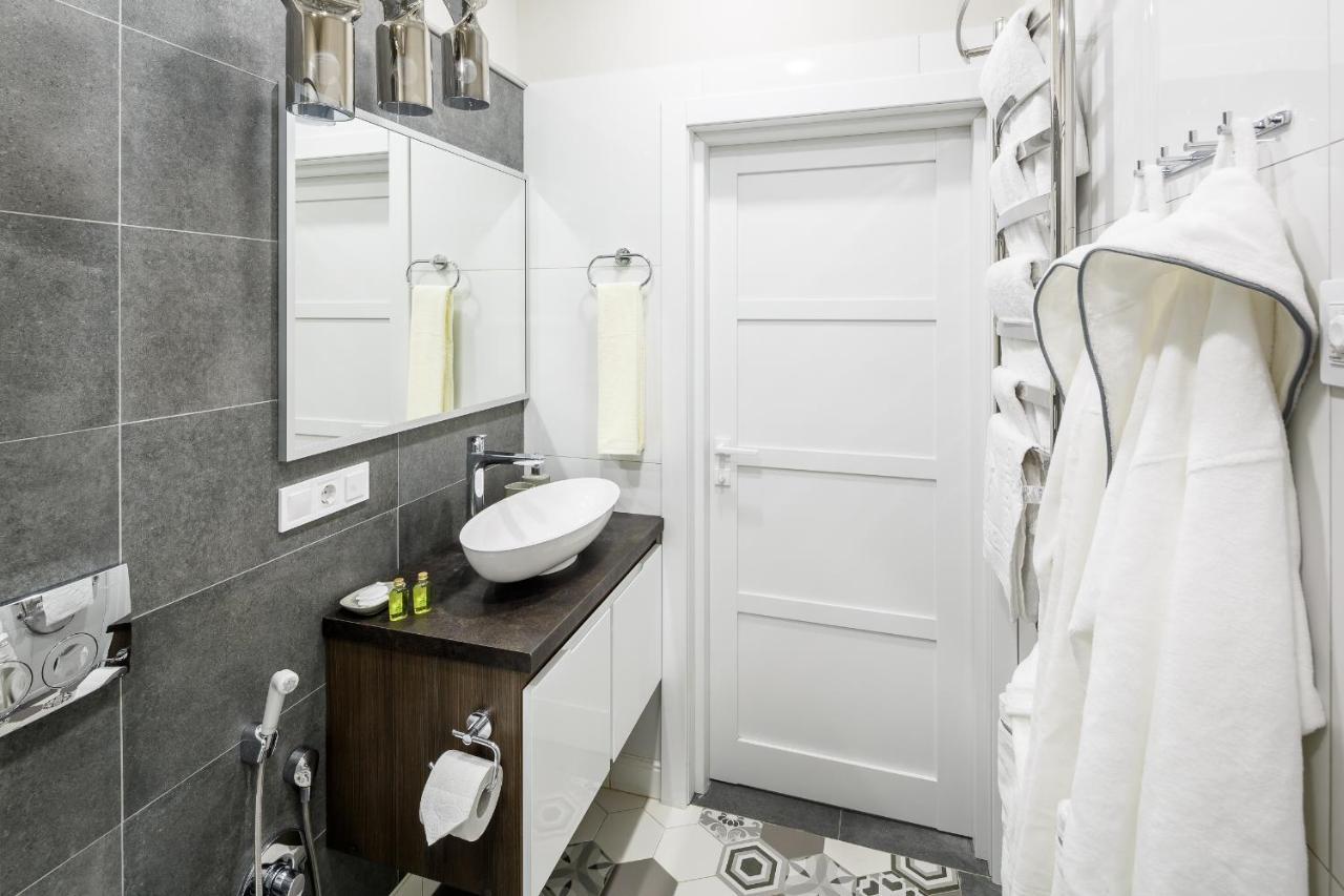 Palace View Apartments - 24 Kopernyka Str. Lviv Eksteriør bilde