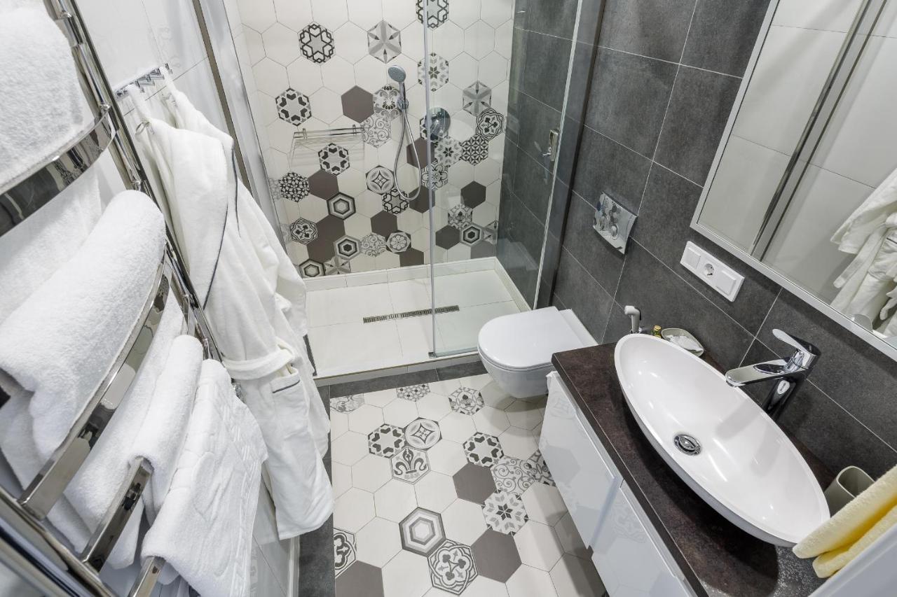 Palace View Apartments - 24 Kopernyka Str. Lviv Eksteriør bilde