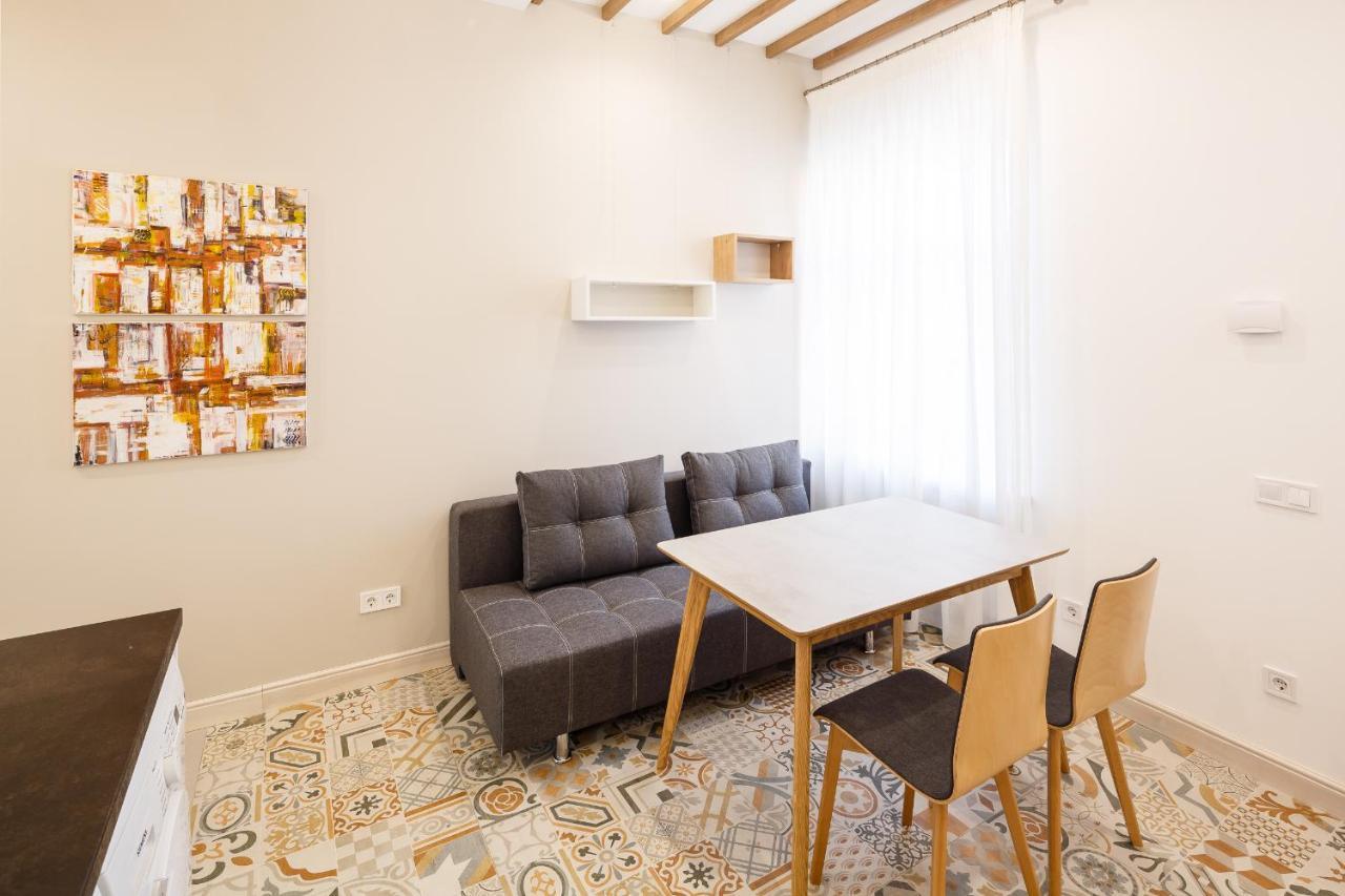 Palace View Apartments - 24 Kopernyka Str. Lviv Eksteriør bilde
